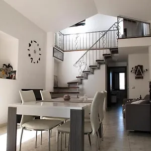 https://nel-vicoletto-del-conte.in-sardinia.net